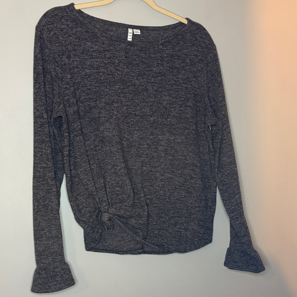 Elle Dark Gray Long-Sleeve Twist Front Top